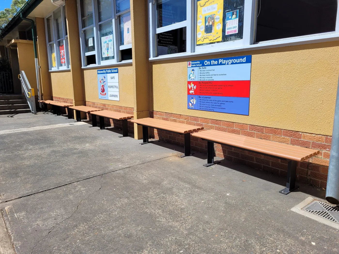 Outdoor Furniture at Holsworthy PS